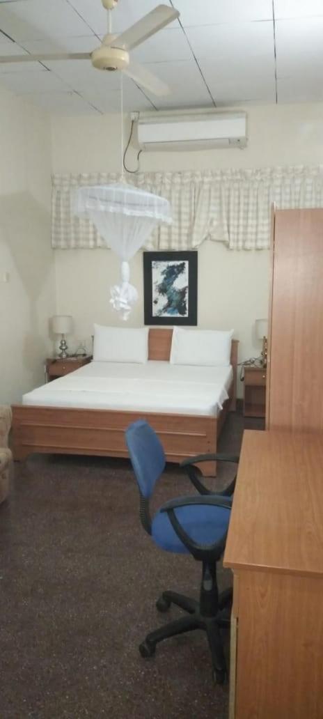 Milano Tourist Rest Hotel Анурадхапура Екстериор снимка