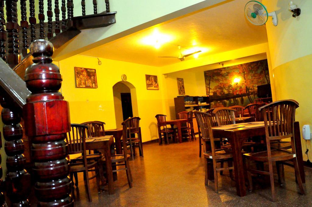 Milano Tourist Rest Hotel Анурадхапура Екстериор снимка