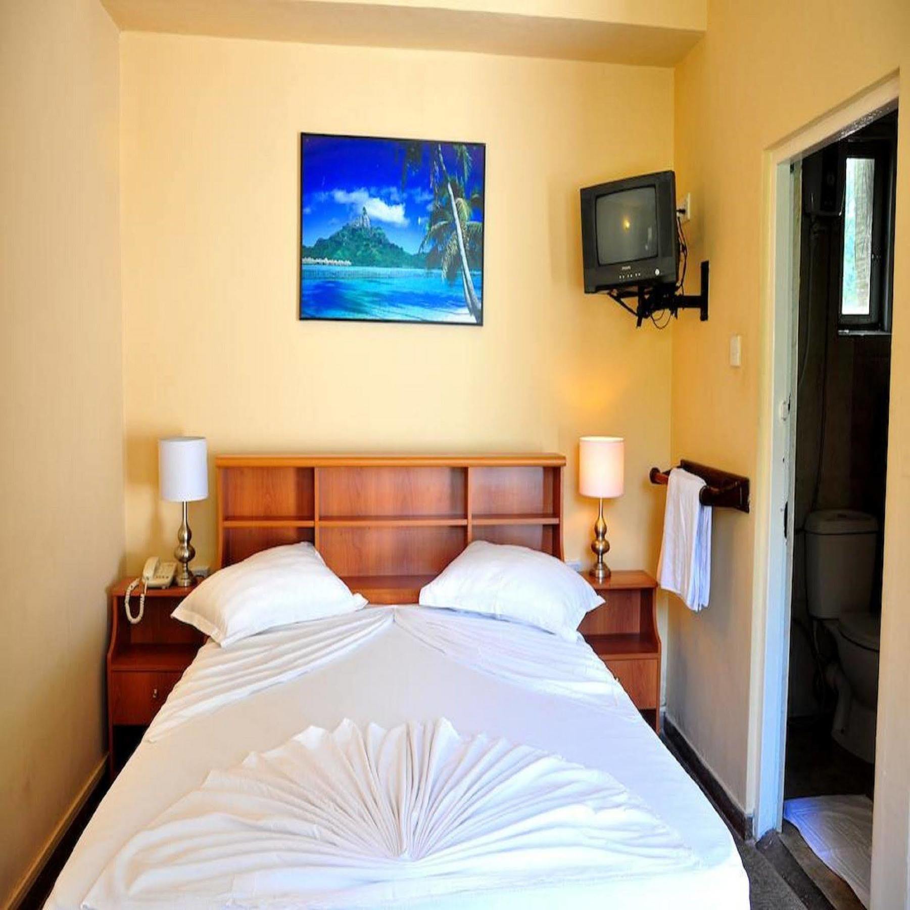 Milano Tourist Rest Hotel Анурадхапура Екстериор снимка